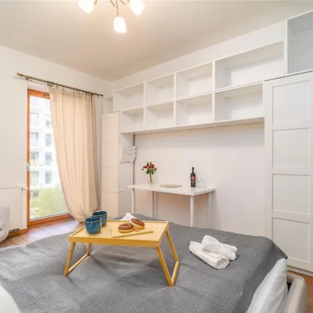 Rakowicka Parking Balkon By Hosty Apartment