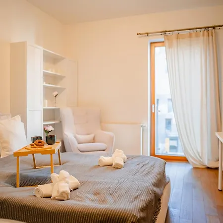 Appartamento Rakowicka Parking Balkon By Hosty